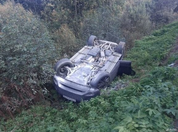 Эвакуация перевёрнутого автомобиля
